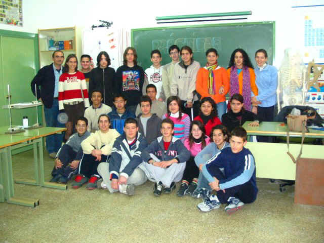 labor_04_05.jpg (91235 bytes)