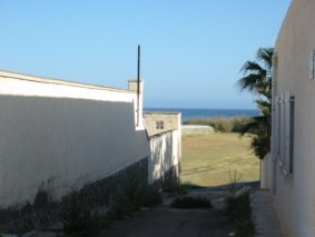 castillo_ba�os3.jpg (9404 bytes)