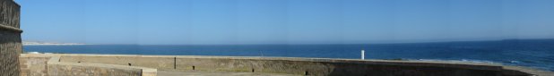 castillo_panorama.jpg (8257 bytes)